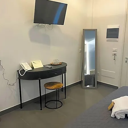 Il Colle Di Monterosso Hotel 3*